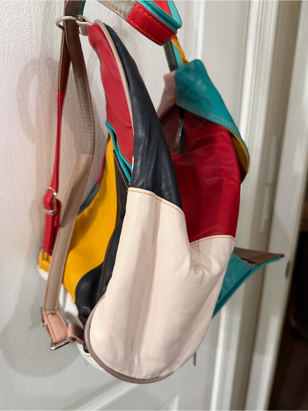 Zerimar patchwork leather sling backpack - Picture 12 of 12